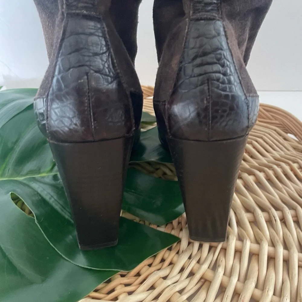 Donald J. Pliner $395 donald